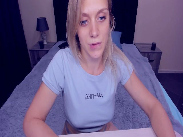 Live sex webcam photo for MeganKind #255051650