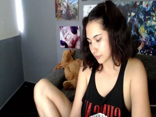 Live sex webcam photo for Jade_leon_ #256068345