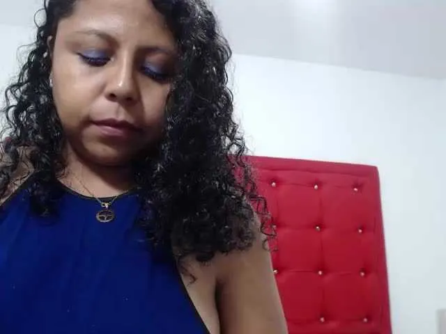 Live sex webcam photo for toryyblackk #240949567