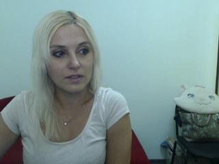 Live sex webcam photo for popdiva #240592774