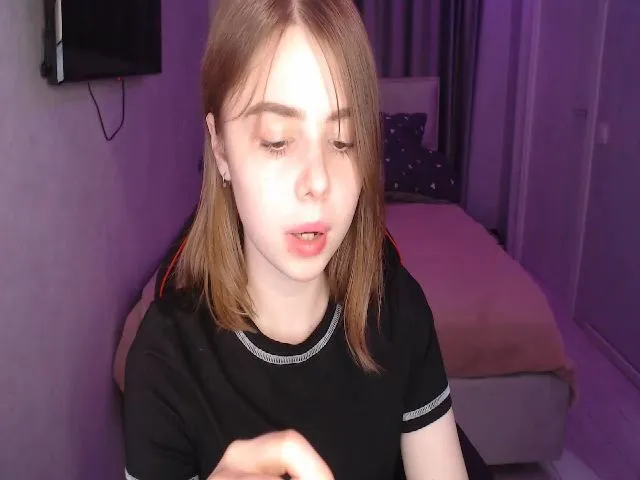 Live sex webcam photo for TriplePrinces #264445652