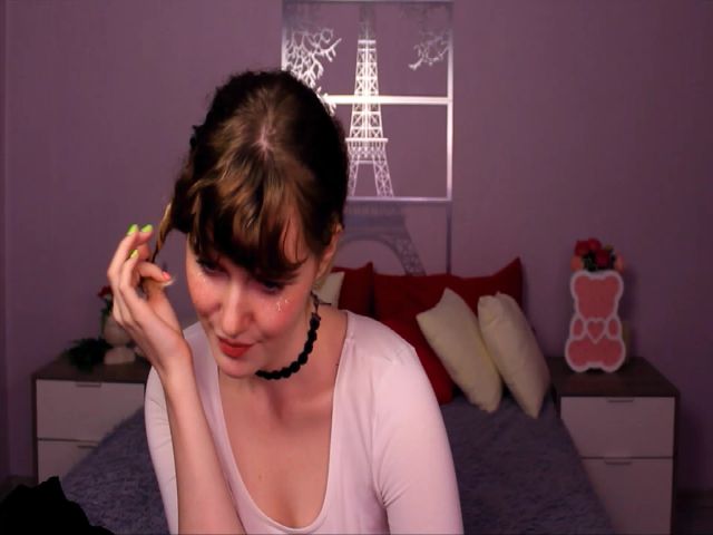 Live sex webcam photo for Margo_m #265085166