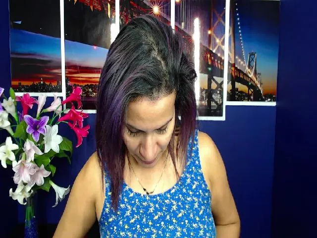 Live sex webcam photo for Infernalsexx #255510359