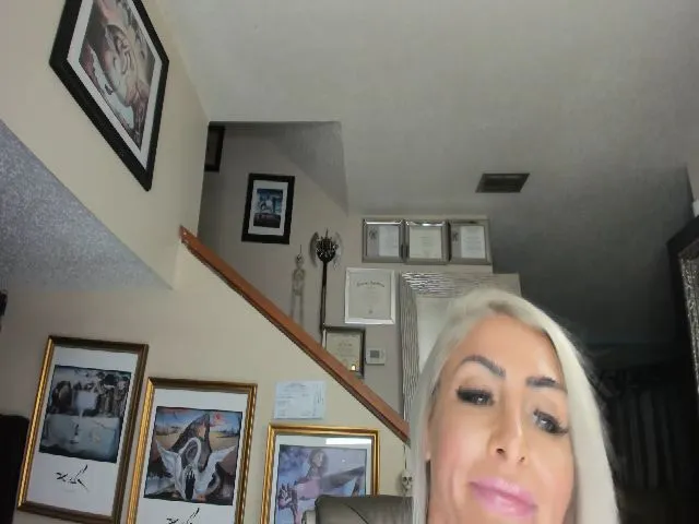 Live sex webcam photo for ADRIANA_FOX #263418135