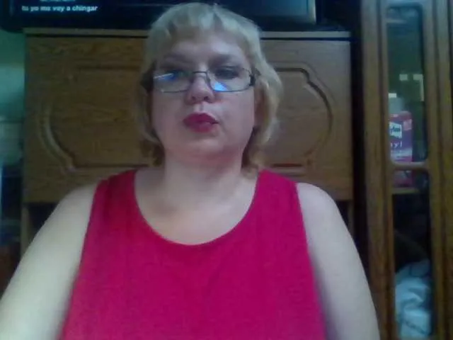 Live sex webcam photo for LOLA88888 #254562103