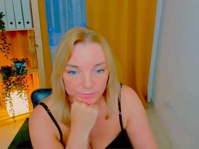 Live sex webcam photo for ReganLovely #264598569