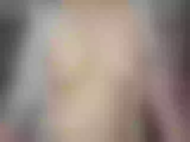 Live sex webcam photo for miss-s #243772660