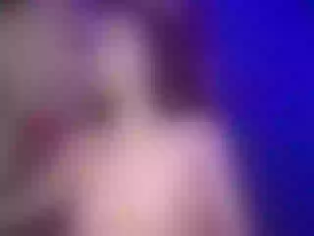 Live sex webcam photo for lucy-hot1 #258132320