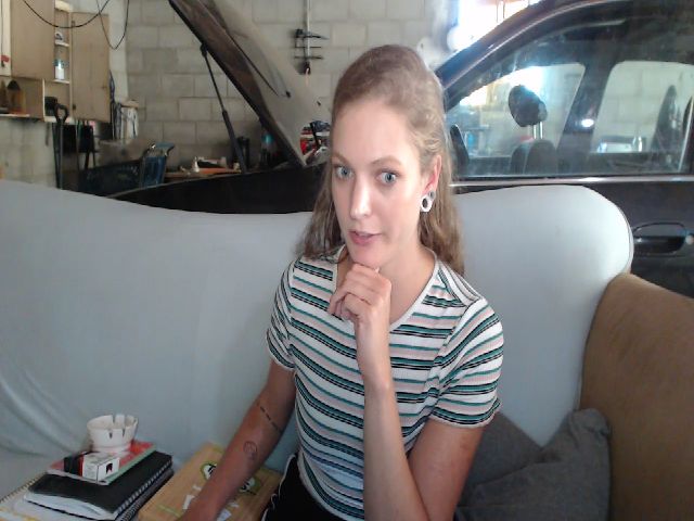 Live sex webcam photo for Scarlettfire1 #265536656