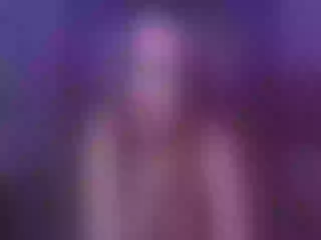 Live sex webcam photo for RosalieAnders #265419756