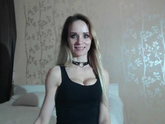 Live sex webcam photo for Louisedance #241010217