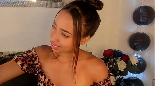 Live sex webcam photo for Gaby__Rain__ #244145708