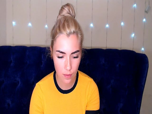 Live sex webcam photo for TrishKlein #255291190