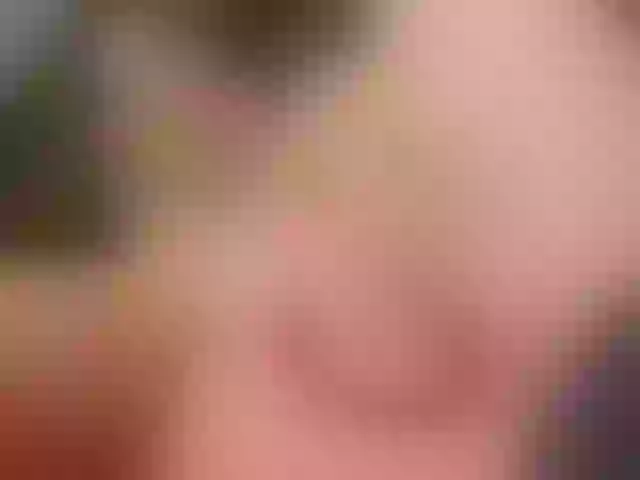 Live sex webcam photo for JenniferLuvv #263033448