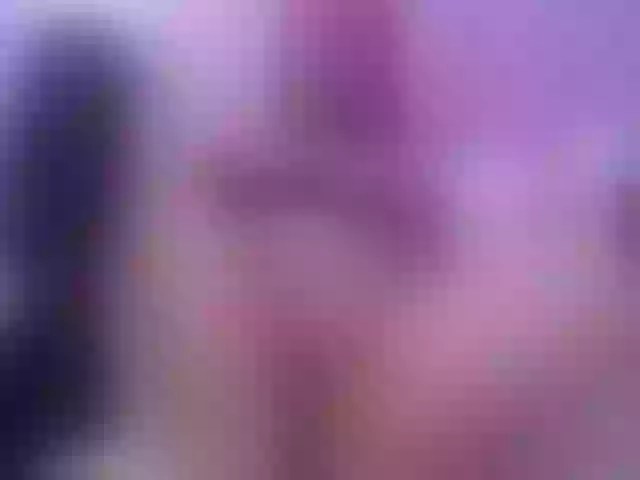 Live sex webcam photo for Sophie_pink18 #261483474