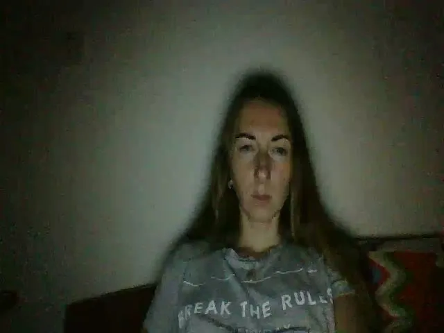 Live sex webcam photo for CheelyWilly #263899648