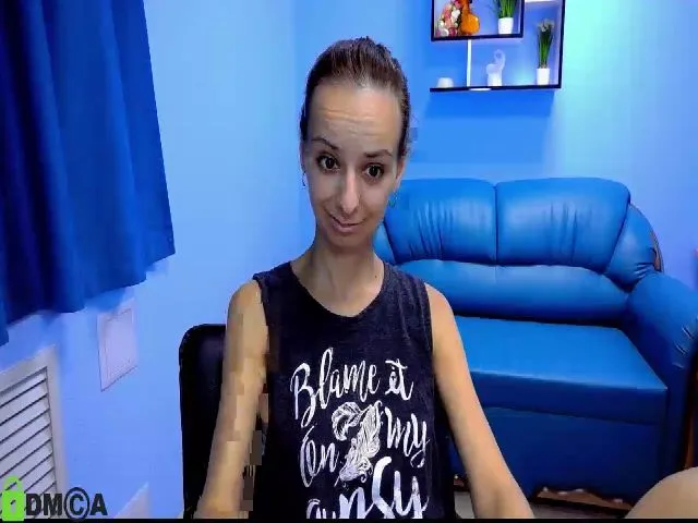 Live sex webcam photo for Sweet_Lizza #255644259