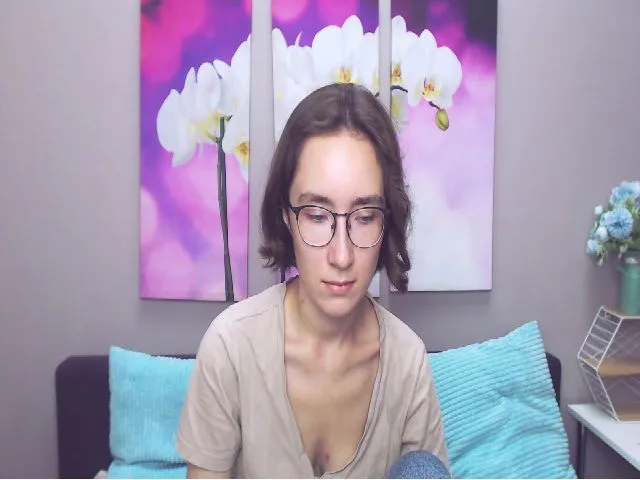 Live sex webcam photo for CleverAlexiss #261853043