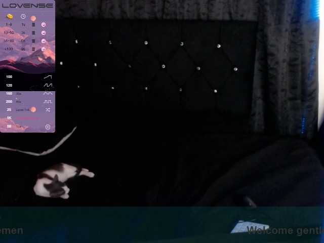 Live sex webcam photo for Dominitrix666 #255919337