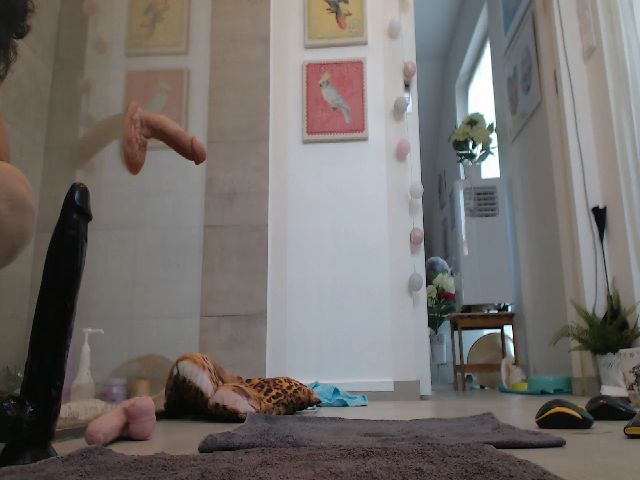 Live sex webcam photo for Shy_Puppy #255857766