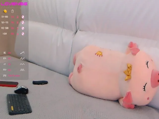 Live sex webcam photo for CamelliaJade #260874067