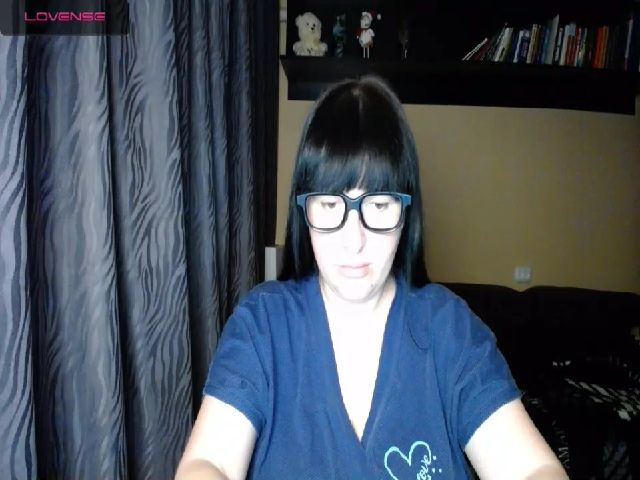 Live sex webcam photo for NoNameXY #263888660