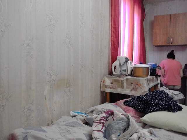 Live sex webcam photo for Mila18777 #241104629