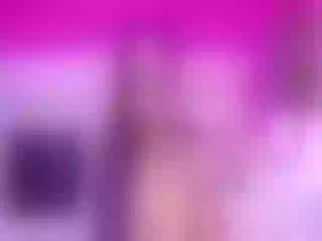 Live sex webcam photo for EmmySweett #265254958