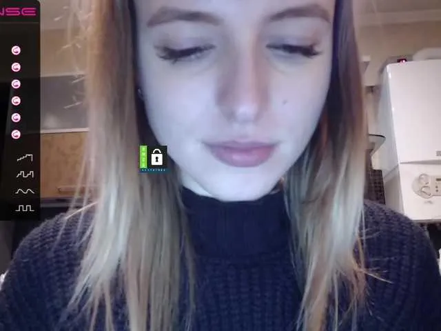 Live sex webcam photo for MissFentasy1 #240976088