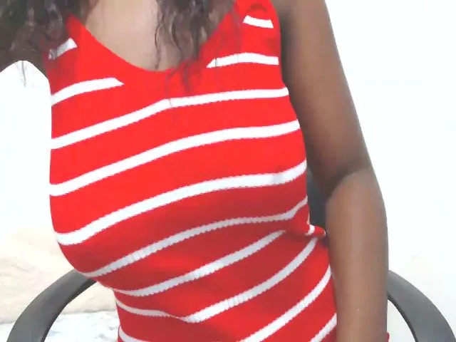 Live sex webcam photo for DIANA_STEVEN #257502970