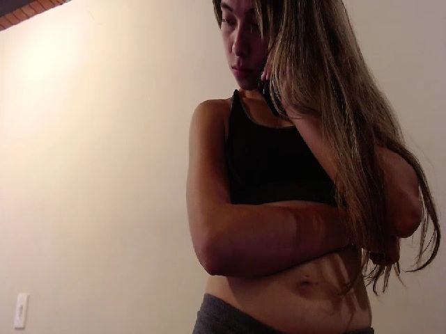 Live sex webcam photo for LaraSmiith_ #257064862