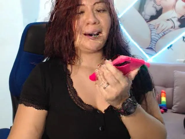 Live sex webcam photo for Shanel_bigass #255956462