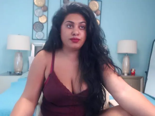 Live sex webcam photo for HeidiCutie #264151765