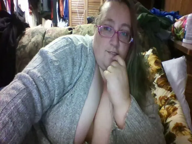 Live sex webcam photo for BBWAngel85 #255528398