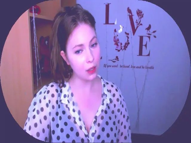 Live sex webcam photo for MollyMey #254234996