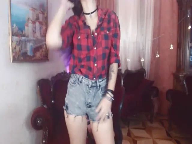 Live sex webcam photo for GraceLuv #256770117