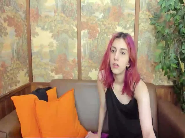 Live sex webcam photo for SarahBanks #262811521