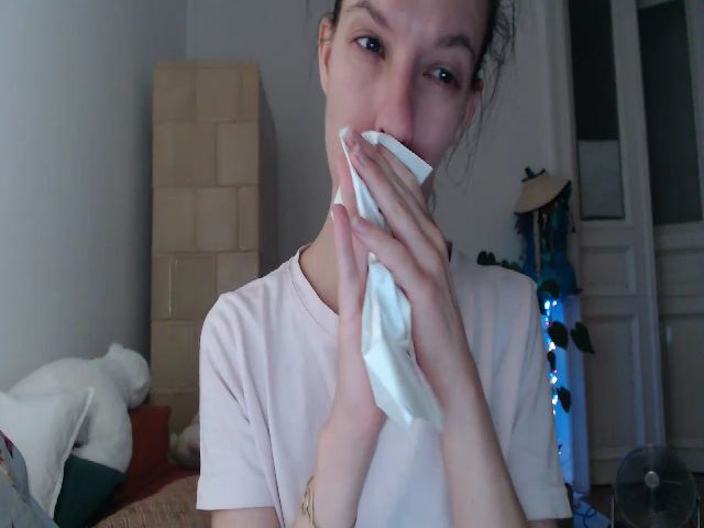 Live sex webcam photo for PetitePinkie #257840404