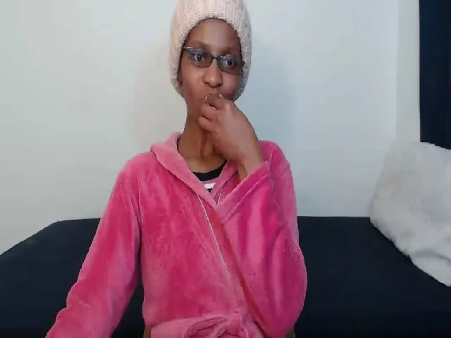 Live sex webcam photo for YasminStar #256029451