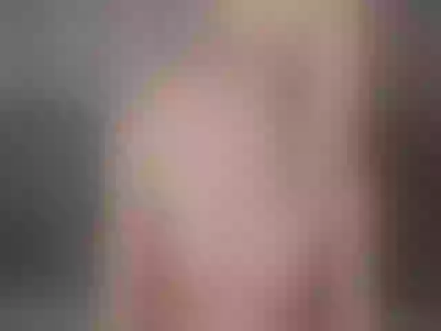 Live sex webcam photo for JuliaJuliette #252719834