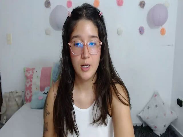 Live sex webcam photo for Em_aa #254022207