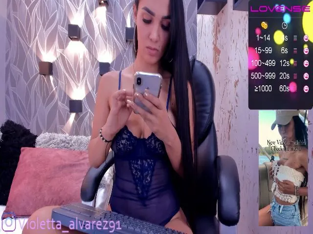 Live sex webcam photo for missvioleta #260811580