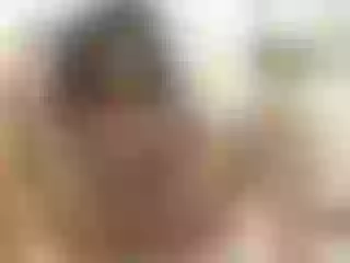 Live sex webcam photo for AngelaQueen #240803066