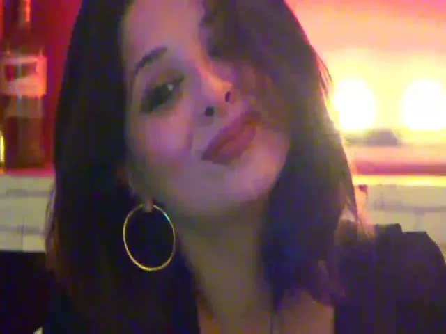 Live sex webcam photo for HalleyBB #254405775