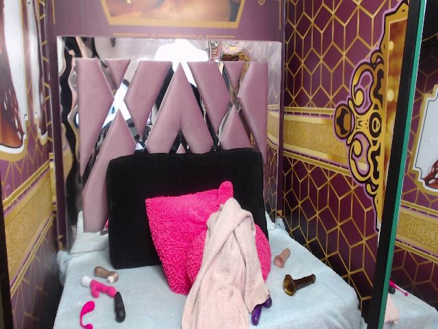 Live sex webcam photo for analia_lexx #255382724