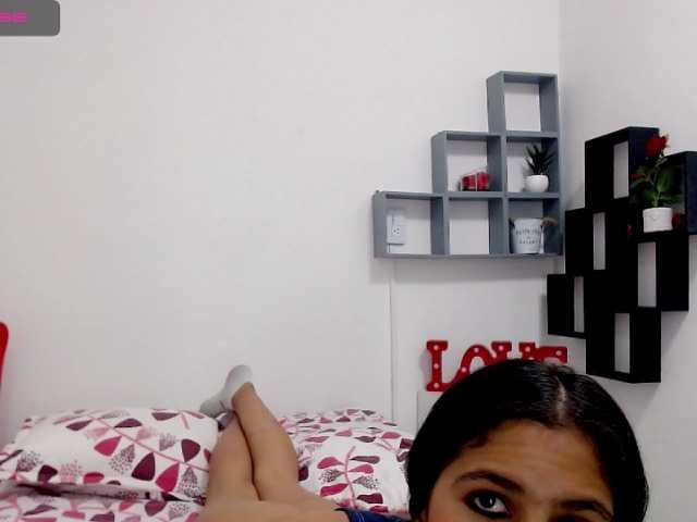 Live sex webcam photo for KiaMax #258498755