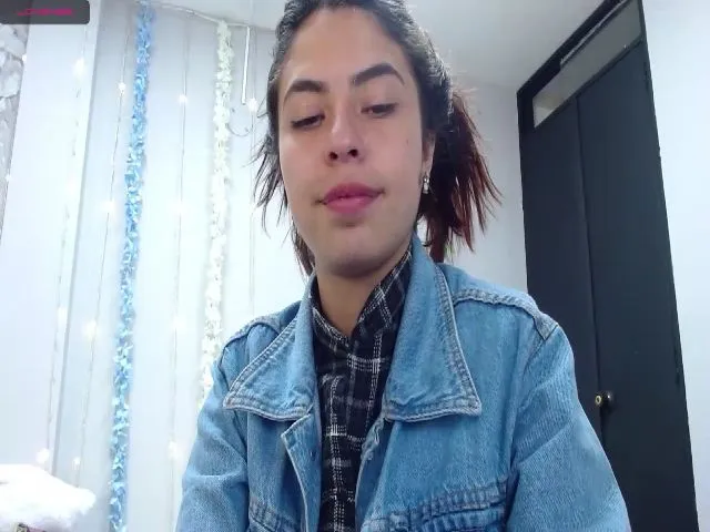 Live sex webcam photo for Cathryskyy #261211656