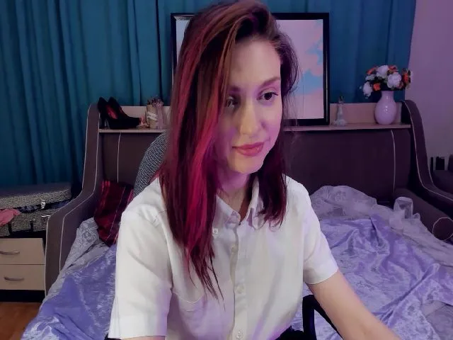 Live sex webcam photo for MadFrau #260293639