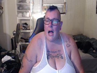 Live sex webcam photo for PunkChick420 #251826279