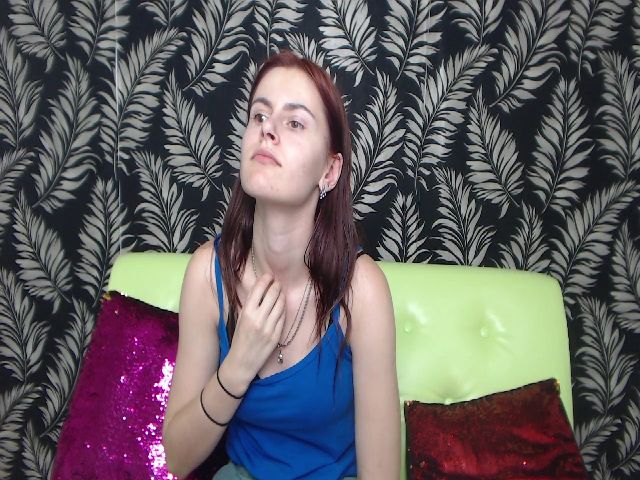 Live sex webcam photo for MollyTravis #260722877